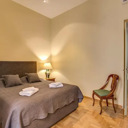 Piazza Spagna Relais Apartmán