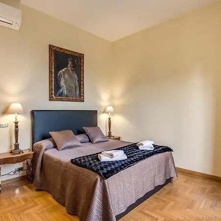 Piazza Spagna Relais Apartmán *